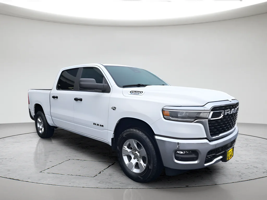 New 2026 Bright White Clear-Coat Exterior Paint RAM Big Horn/Lone Star image 7