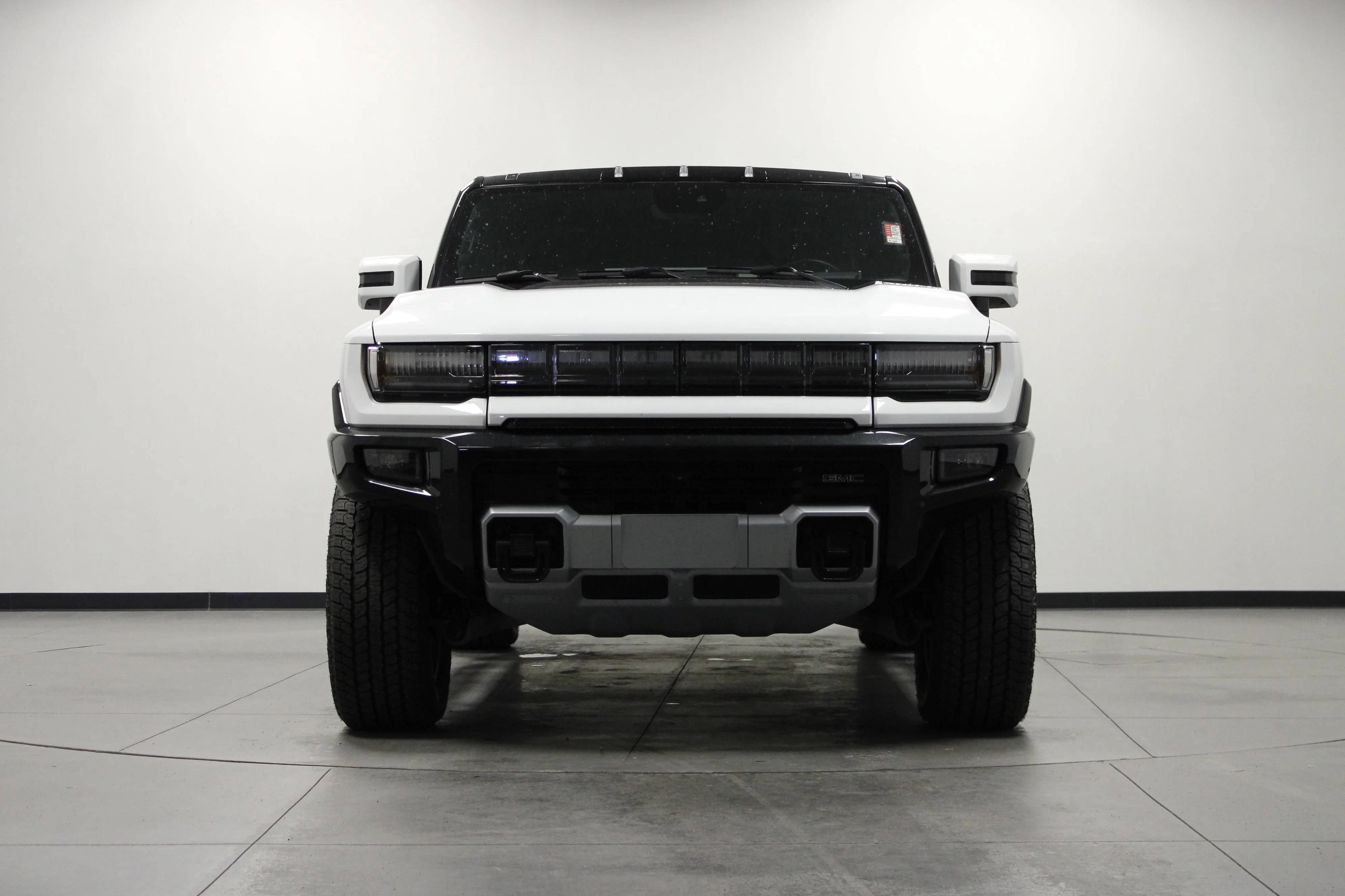 Used 2025 Interstellar White GMC 3X image 9