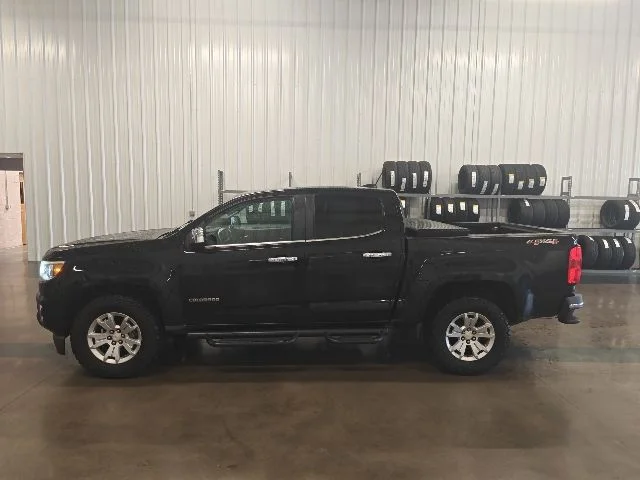 Used 2016 Black Chevrolet LT image 6