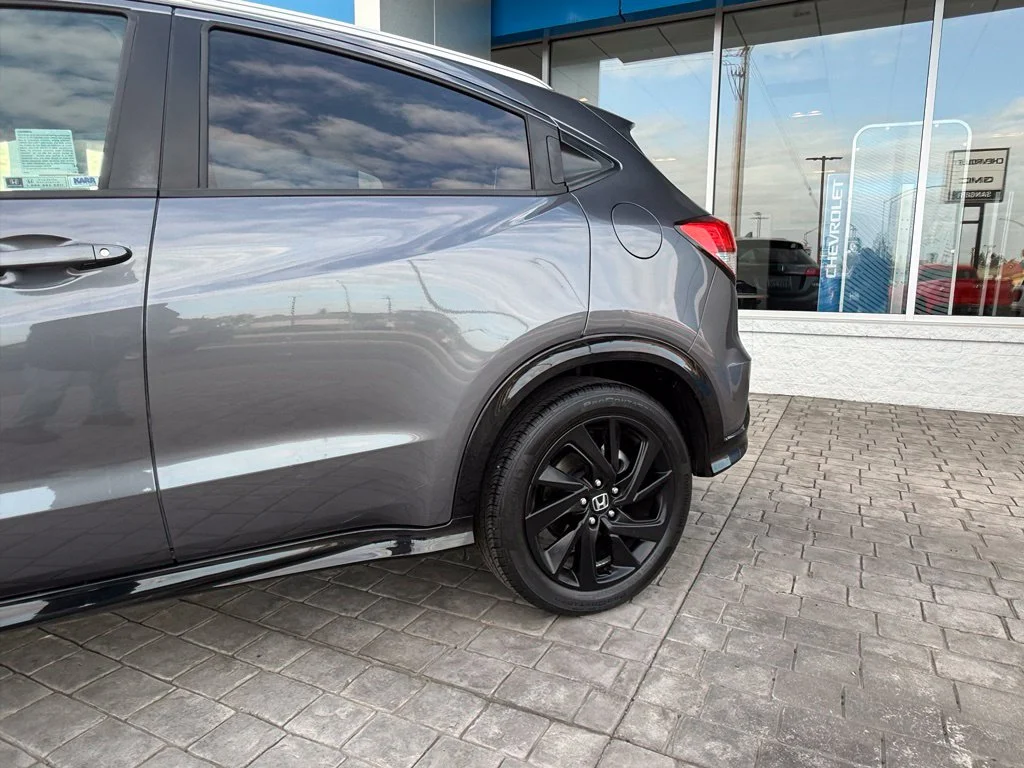 Used 2022  Honda Sport image 6
