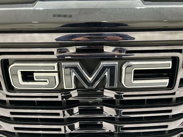 New 2026 White GMC Denali Ultimate image 29