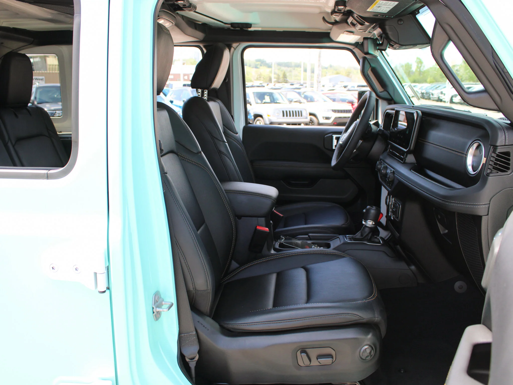 Certified Used 2025 White Jeep Sahara * No Accidents | Tiffany Blue | McKinley Leather | Adaptive Cruise | Apple CarPlay | Alpine image 22