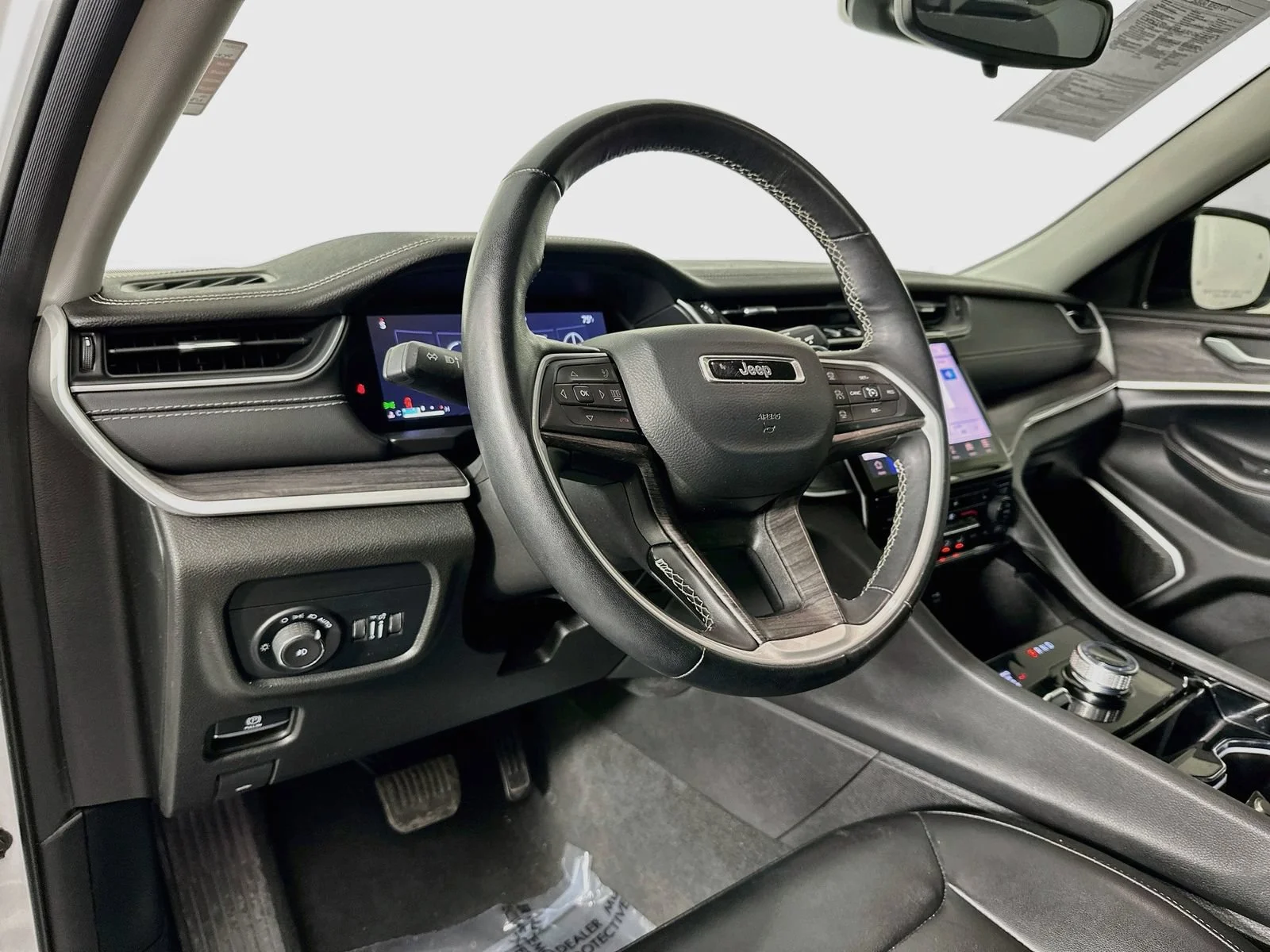 2022 Jeep Grand Cherokee L Limited - Photo 10