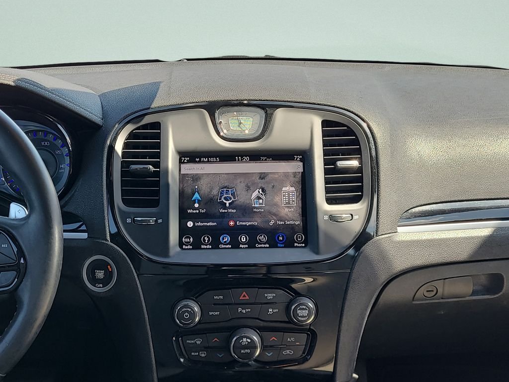 Used 2018 White Chrysler S image 14