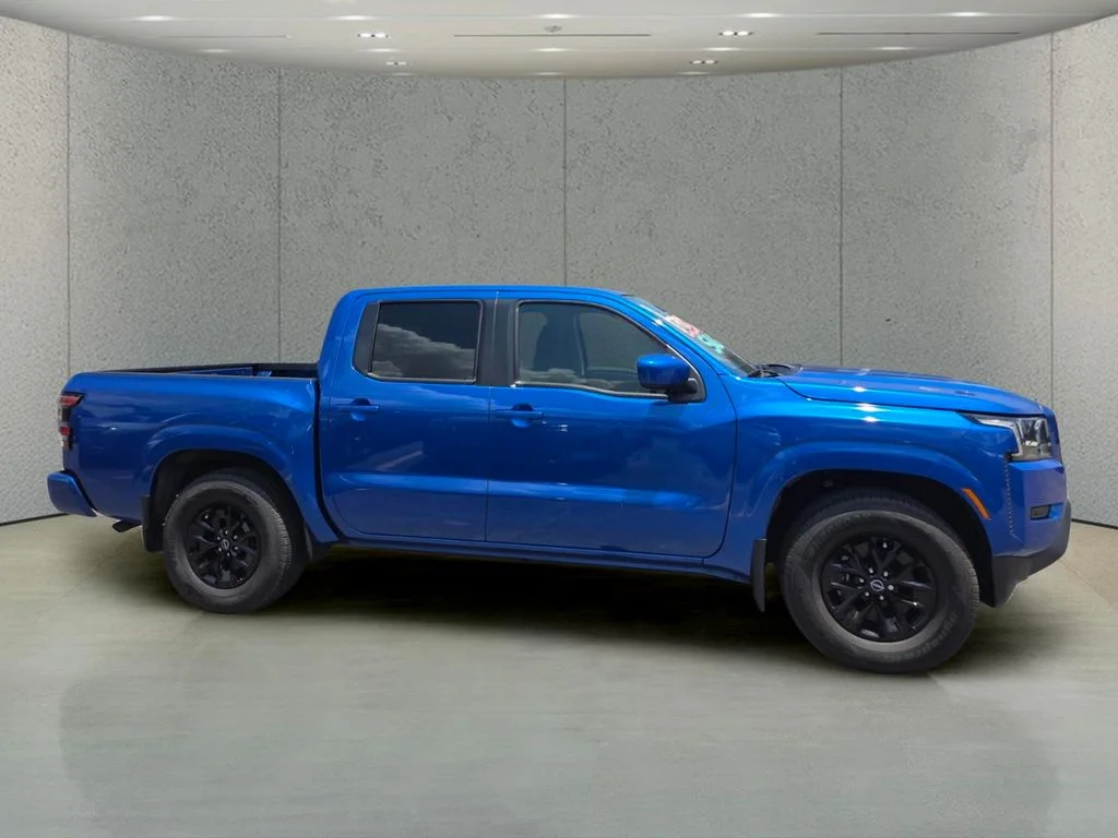 Used 2024 Blue Nissan SV image 6