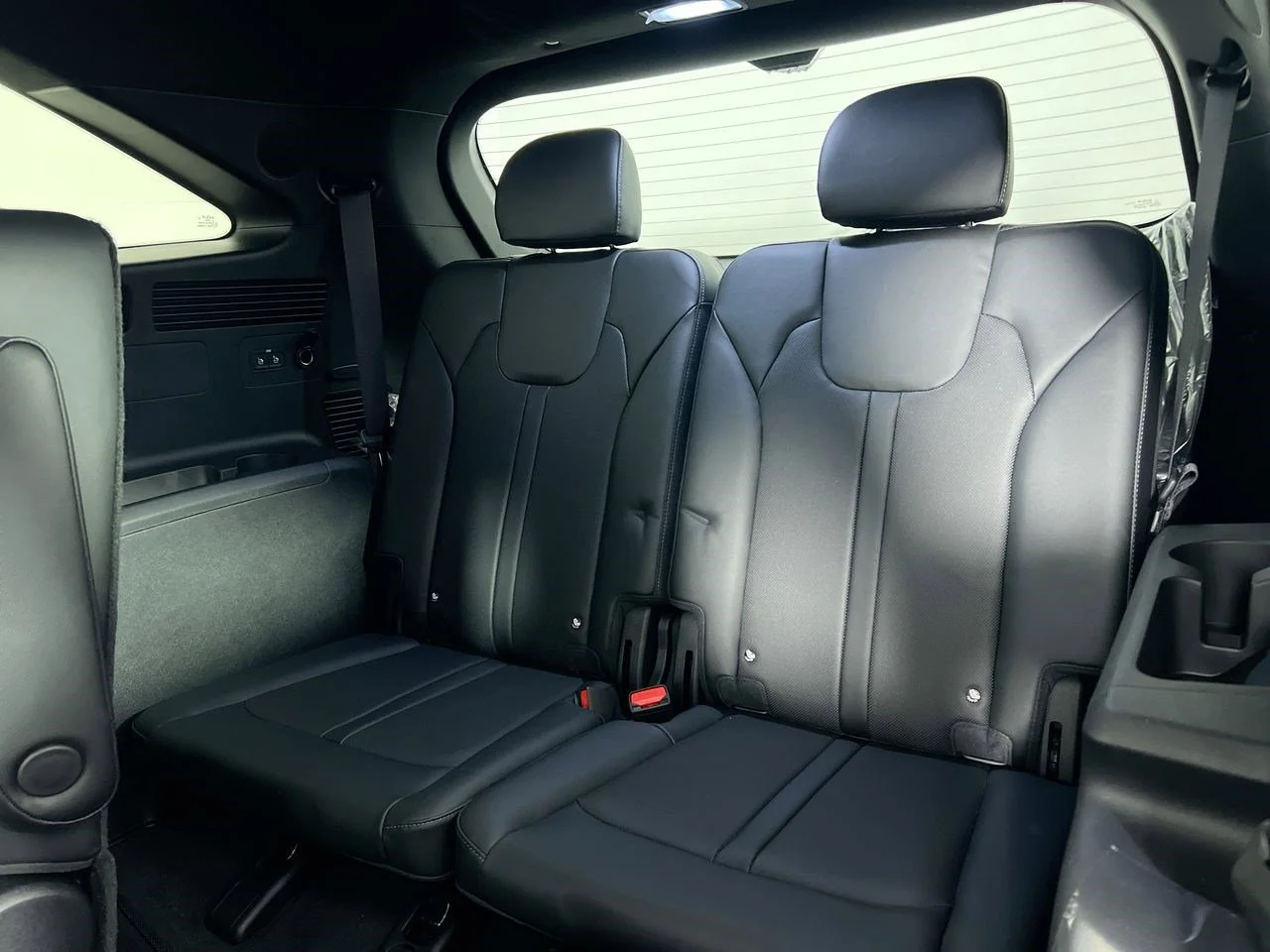 New 2025 Wolf Gray Kia X-Line SX Prestige AWD image 44