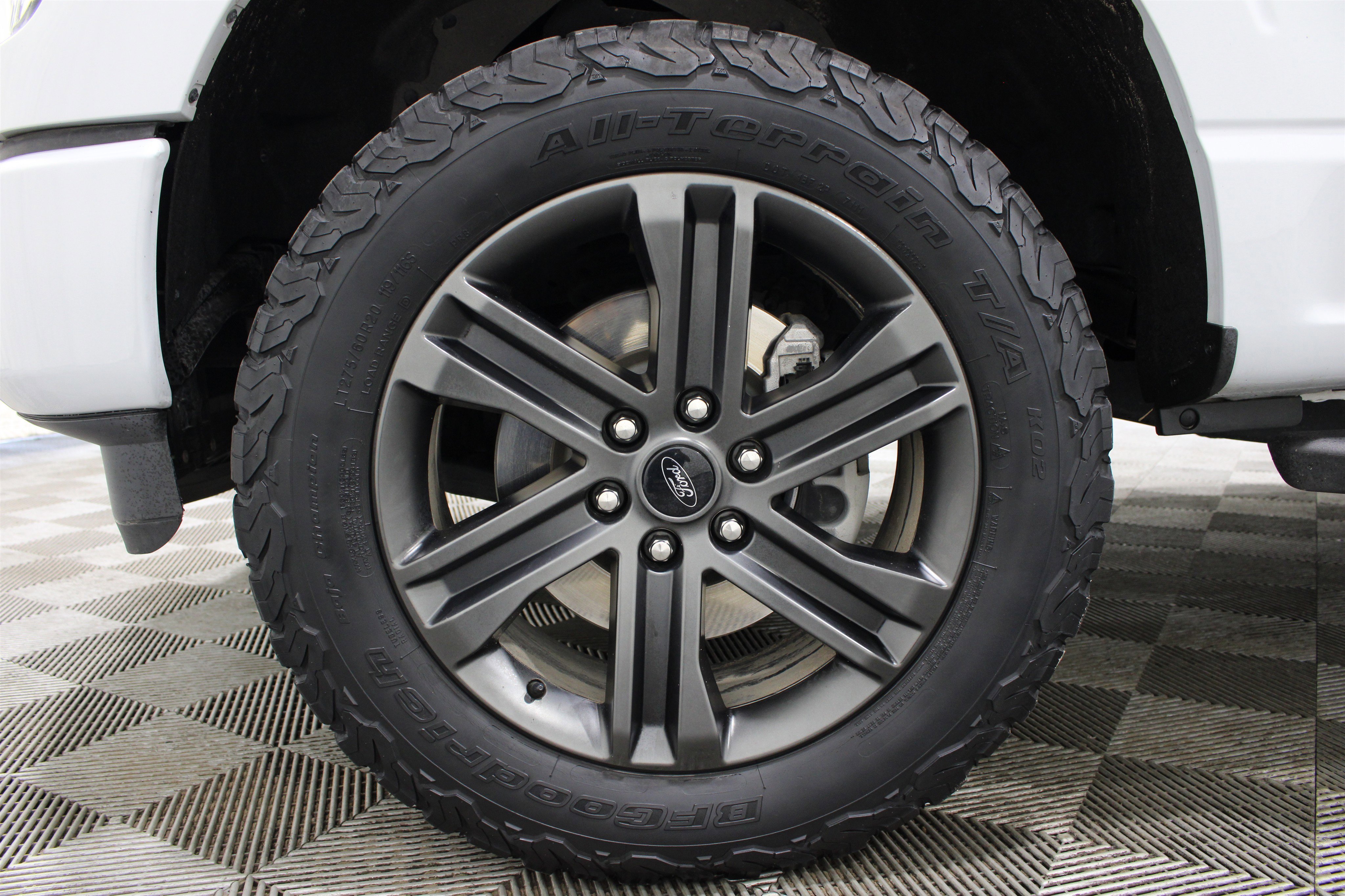 Used 2021 Space White Metallic Ford XLT image 36