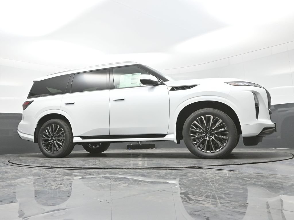 New 2026 RADIANT WHITE INFINITI Autograph 4WD image 37