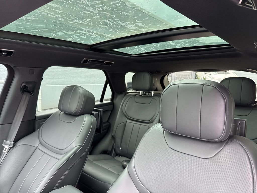 Used 2024 Black Land Rover SE image 12