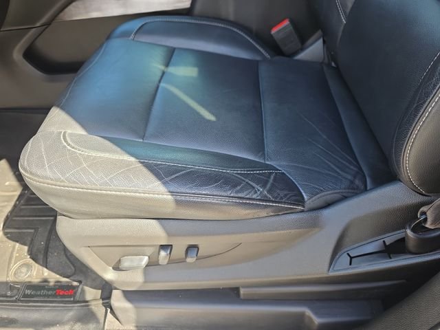 Used 2020 White Chevrolet LT image 33