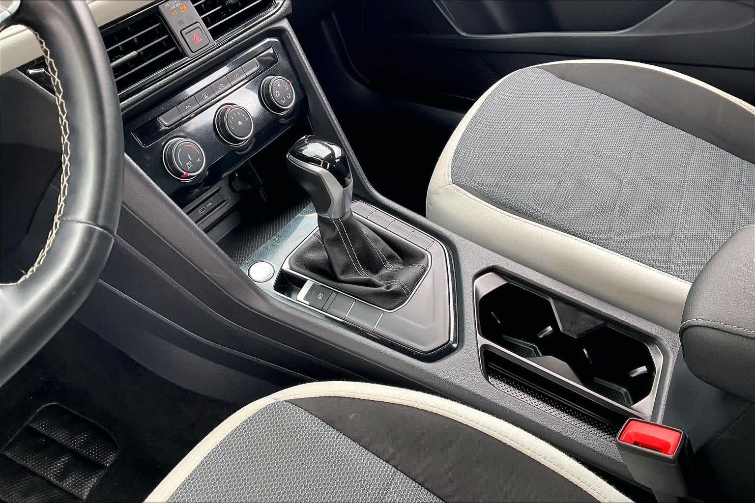 Used 2025 Deep Black Pearl Effect Volkswagen S image 15