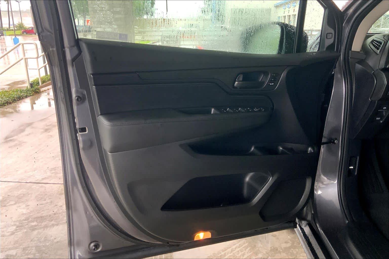 Used 2026 Modern Steel Metallic Honda EX-L image 21