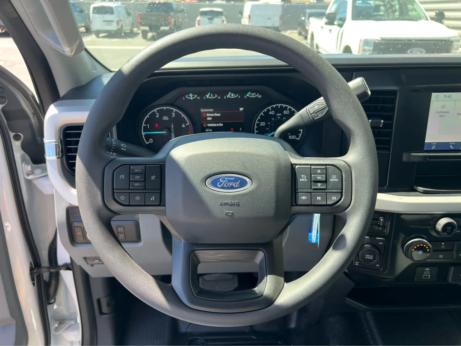 New 2026 Oxford White Ford XL image 36