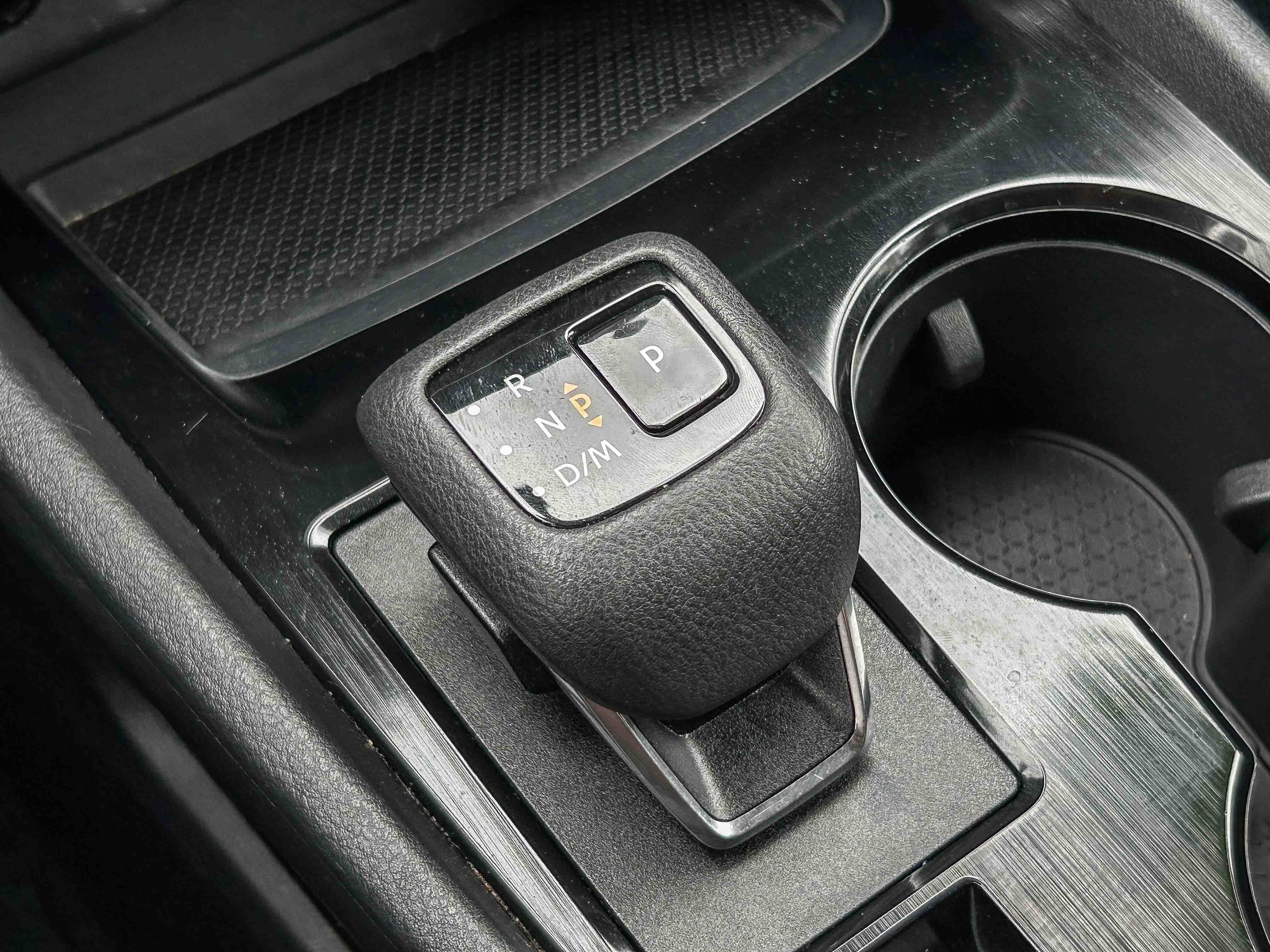 2025 Nissan Rogue SV - Photo 19