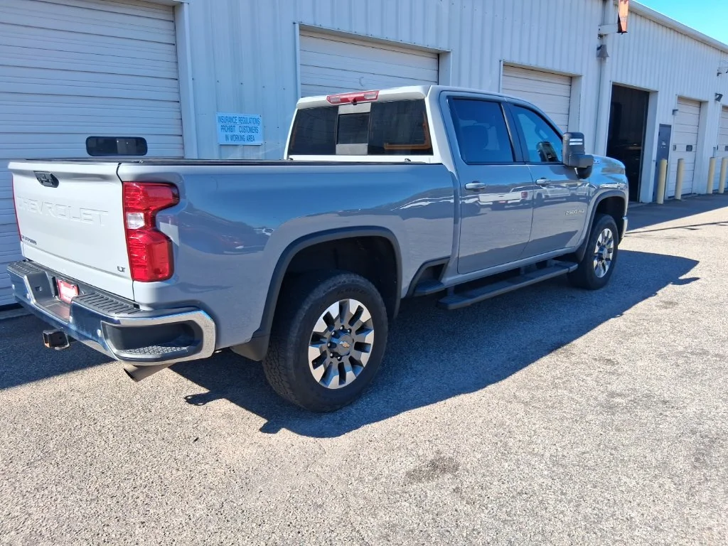 Used 2024 Gray Chevrolet LT image 3