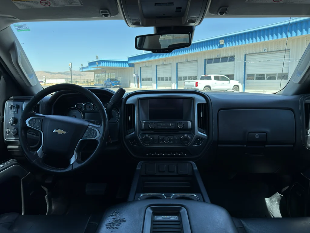 Used 2016 SUMMIT WHITE Chevrolet LTZ image 18