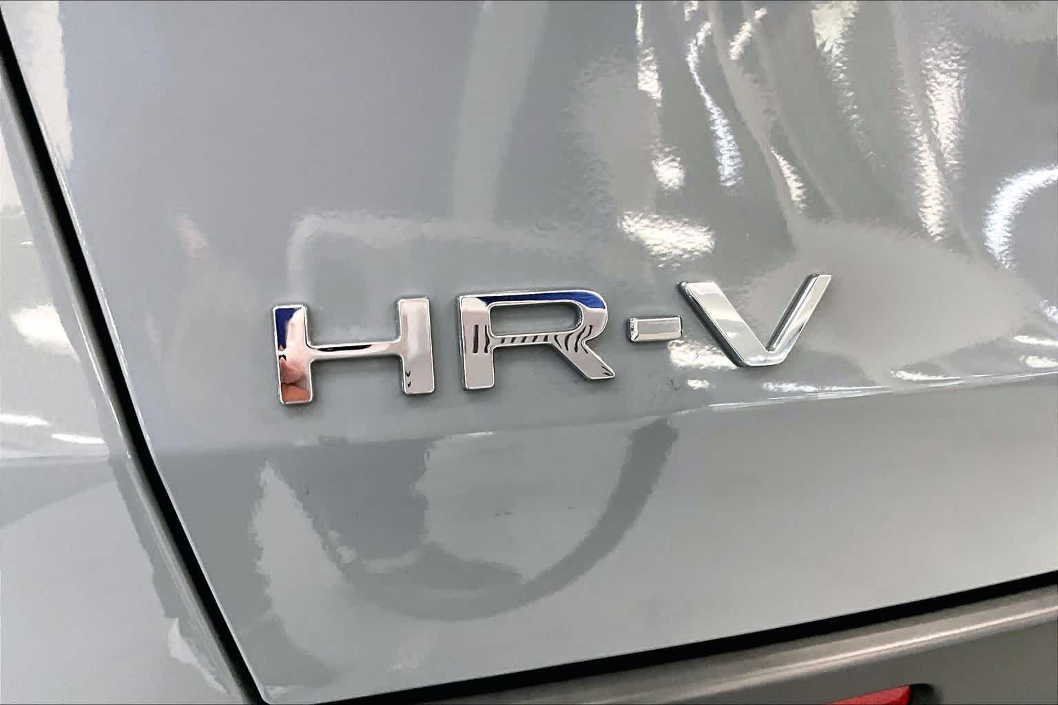Certified Used 2025 Urban Gray Pearl Honda 2WD SPORT image 31