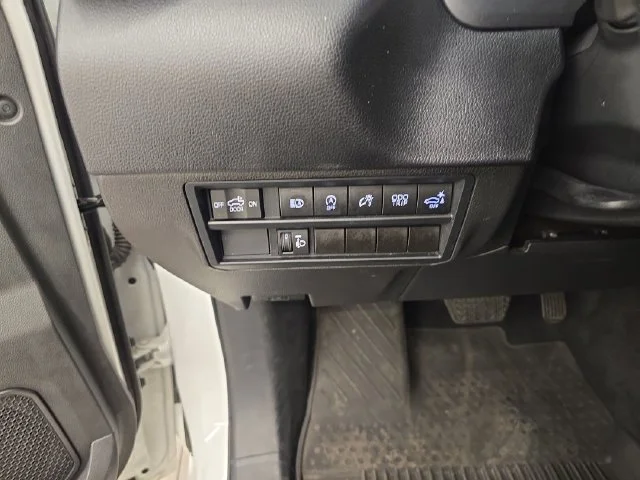 Used 2024 Ice Toyota SR5 image 34