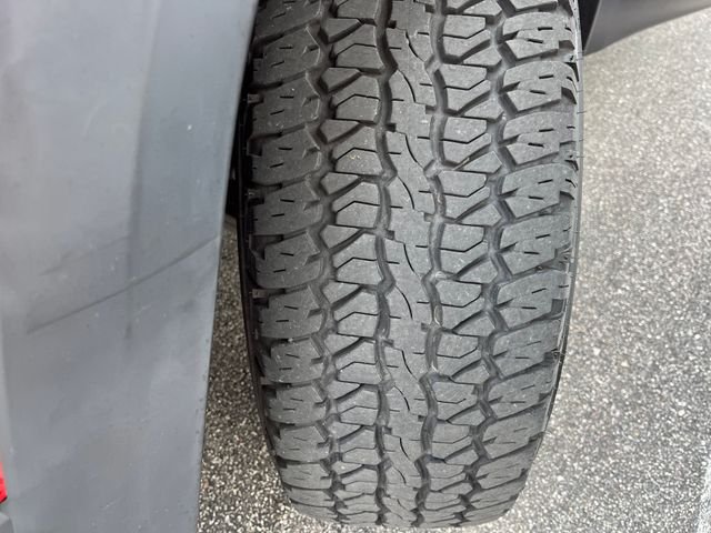 Used 2017 Red Jeep Trailhawk image 10