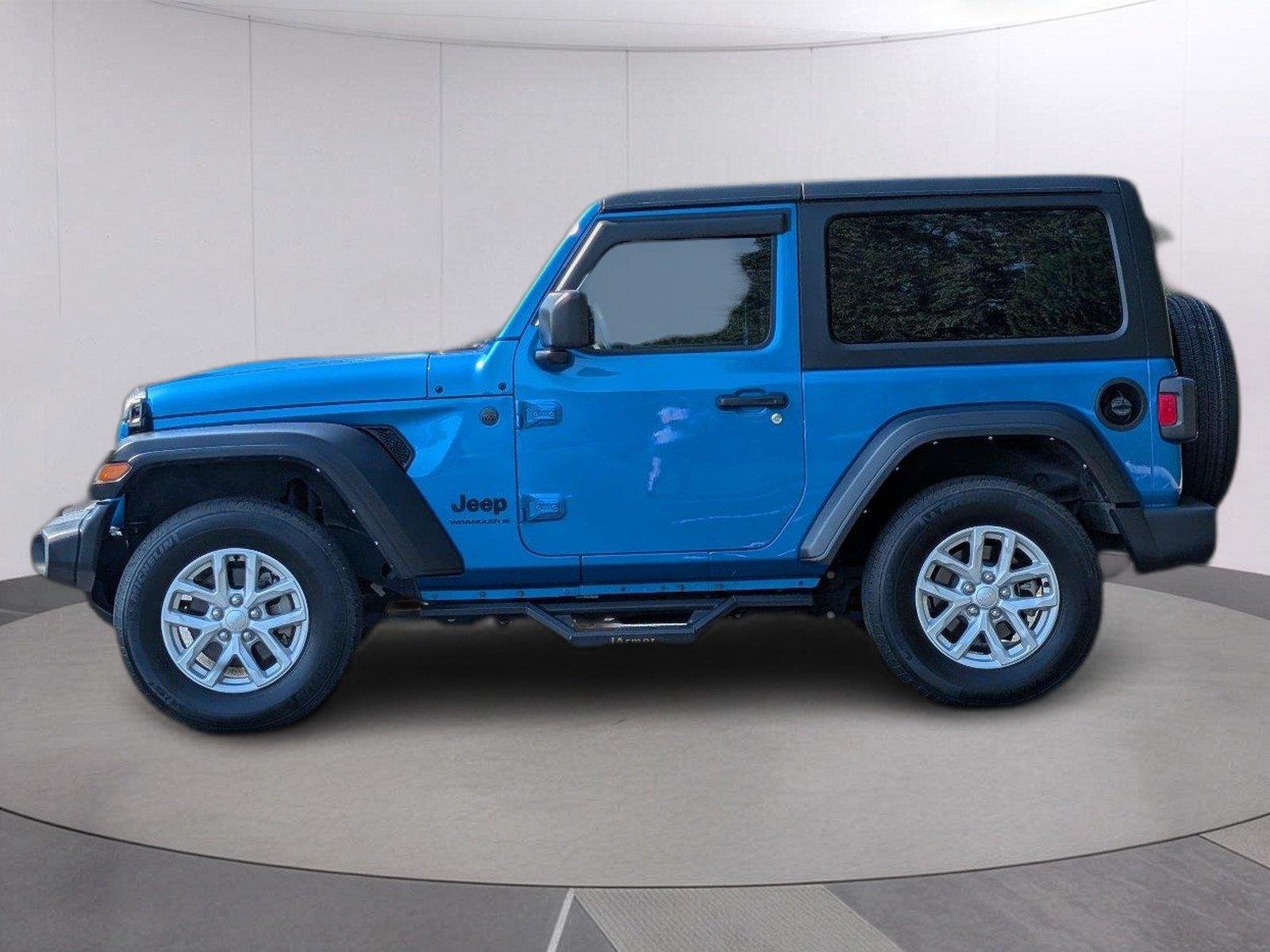 Used 2023 Hydro Blue Pearlcoat Jeep Sport S image 2