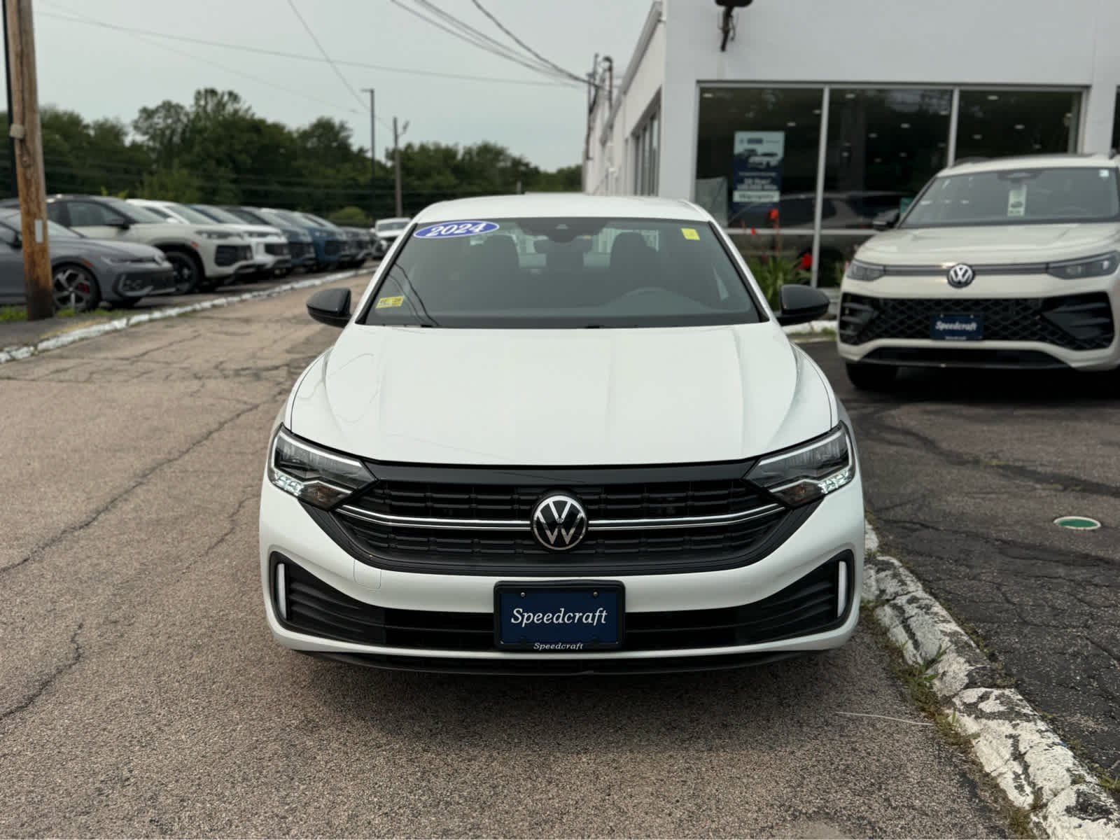Used 2024 Pure White Volkswagen Sport image 2