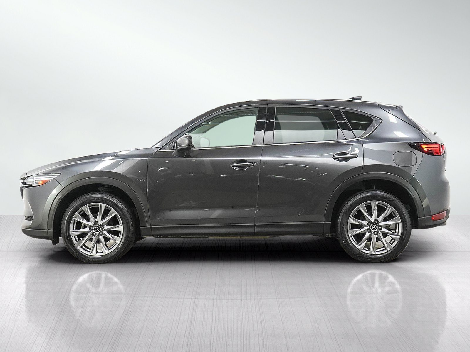 Used 2019 Machine Gray Metallic Mazda Grand Touring image 2