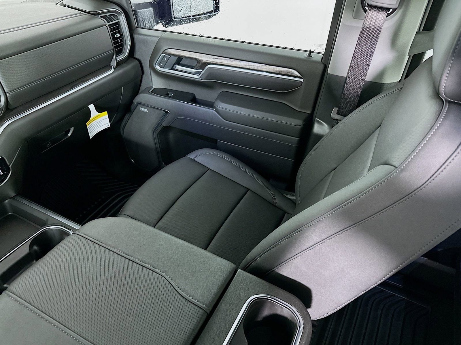 2025 Chevrolet Silverado 2500 HD LTZ - Photo 25