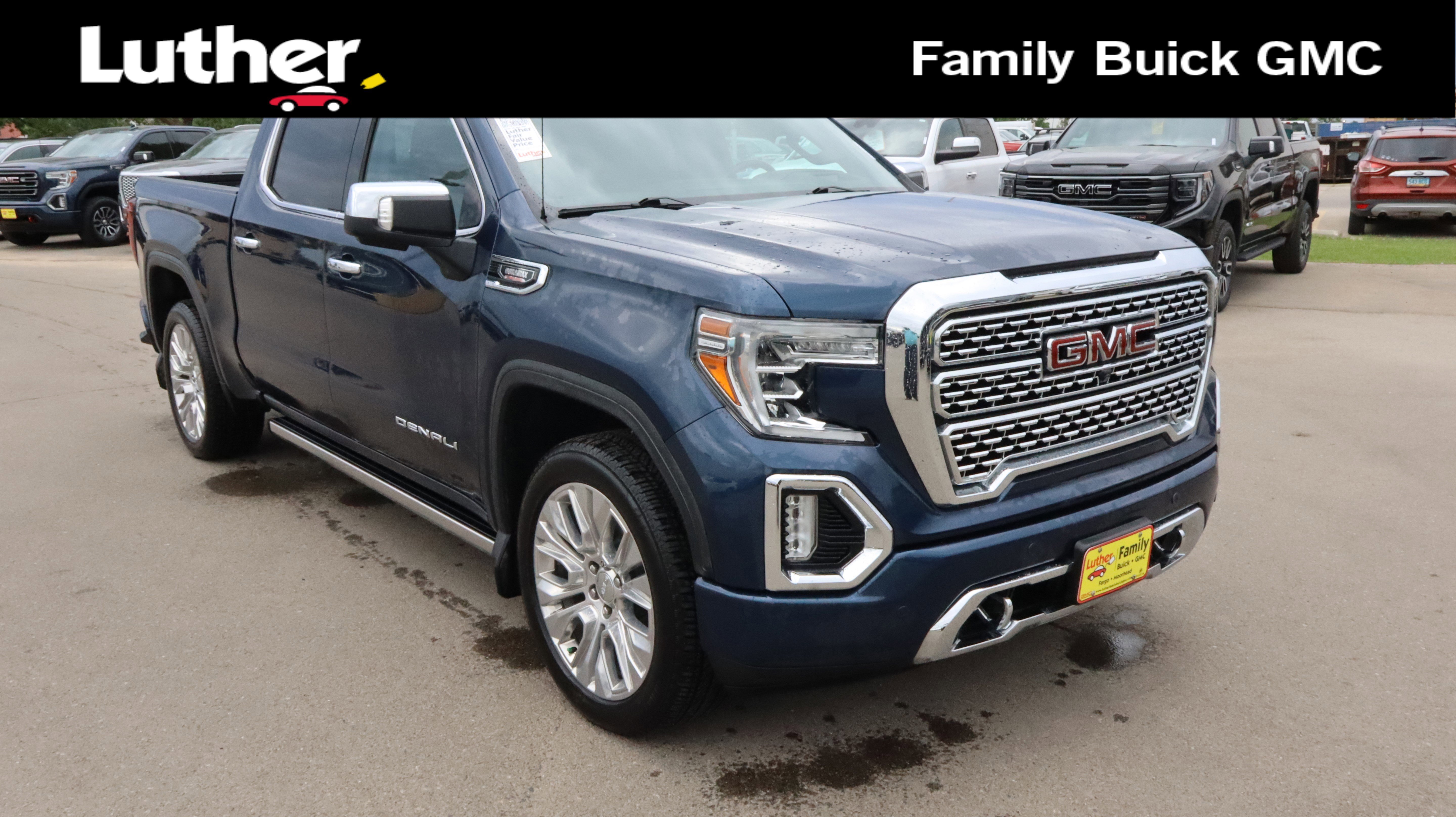 2020 GMC Sierra 4WD Crew Cab Short Box Denali's photo