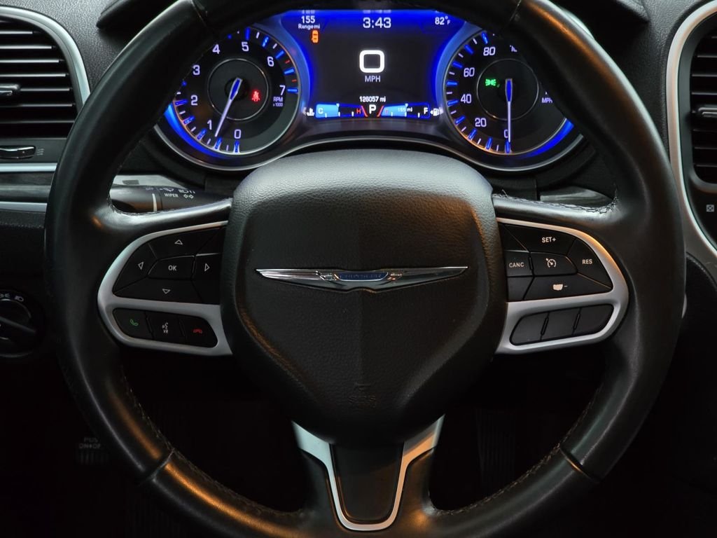 Used 2018 Gloss Black Chrysler Touring image 33