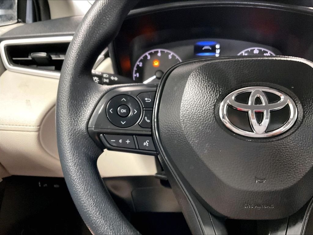 Used 2025 Celestite Toyota L image 22