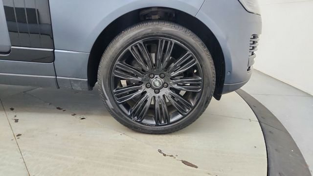 Used 2019 Gray Land Rover 5.0L V8 Supercharged image 15