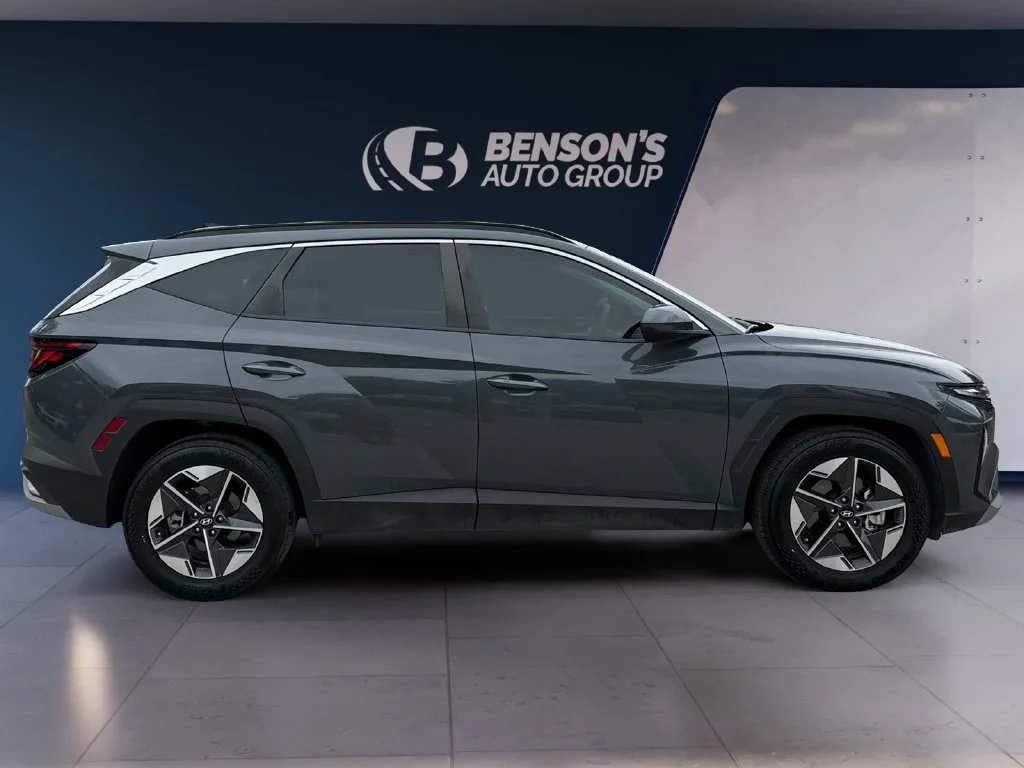 Used 2025 Gray Hyundai SEL image 6