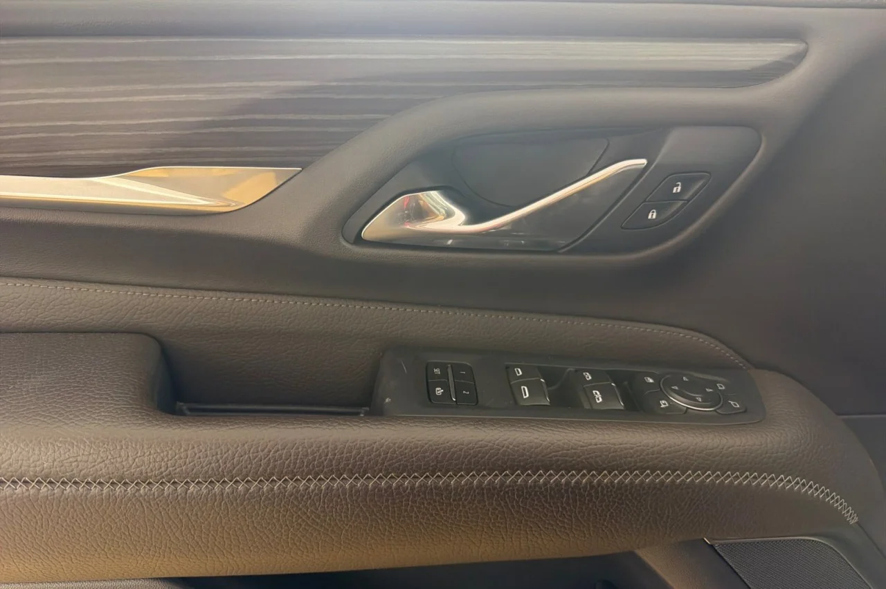 Used 2023 MIDNIGHT BLUE GMC Denali image 10