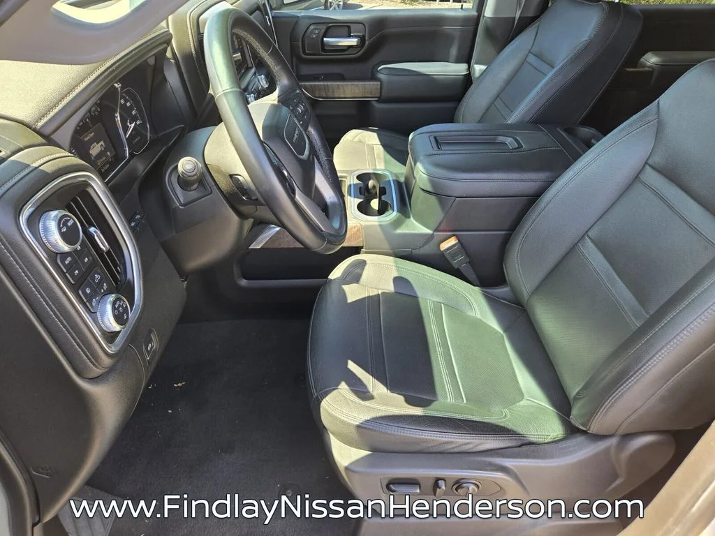 Used 2021 Silver GMC Denali image 10