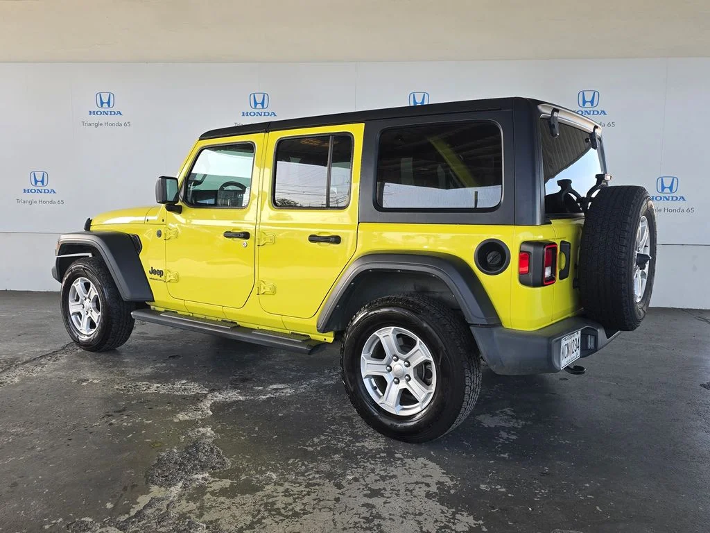 Used 2023 Yellow Jeep Sport S image 5