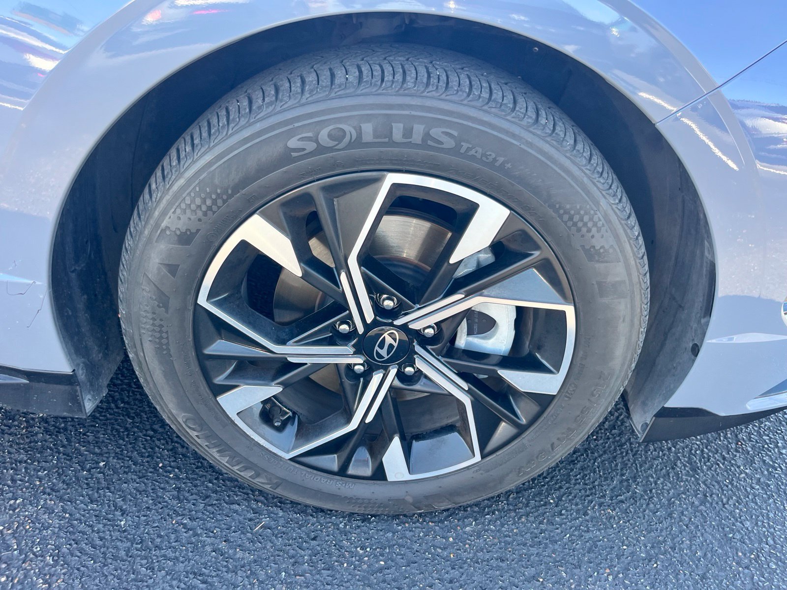 Used 2025 Blue Hyundai SEL image 8