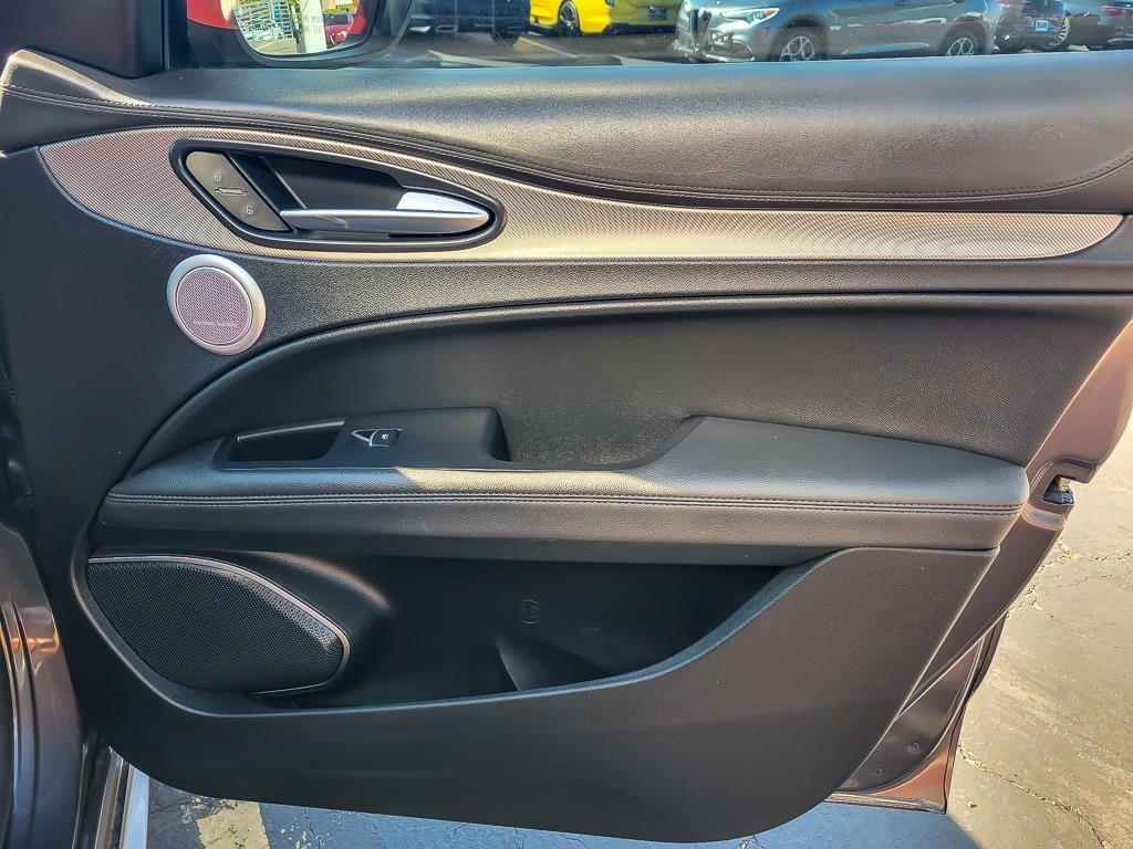 2022 ALFA ROMEO STELVIO - Image 23