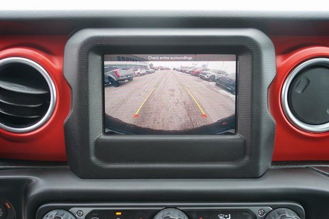 2020 JEEP WRANGLER - Image 13