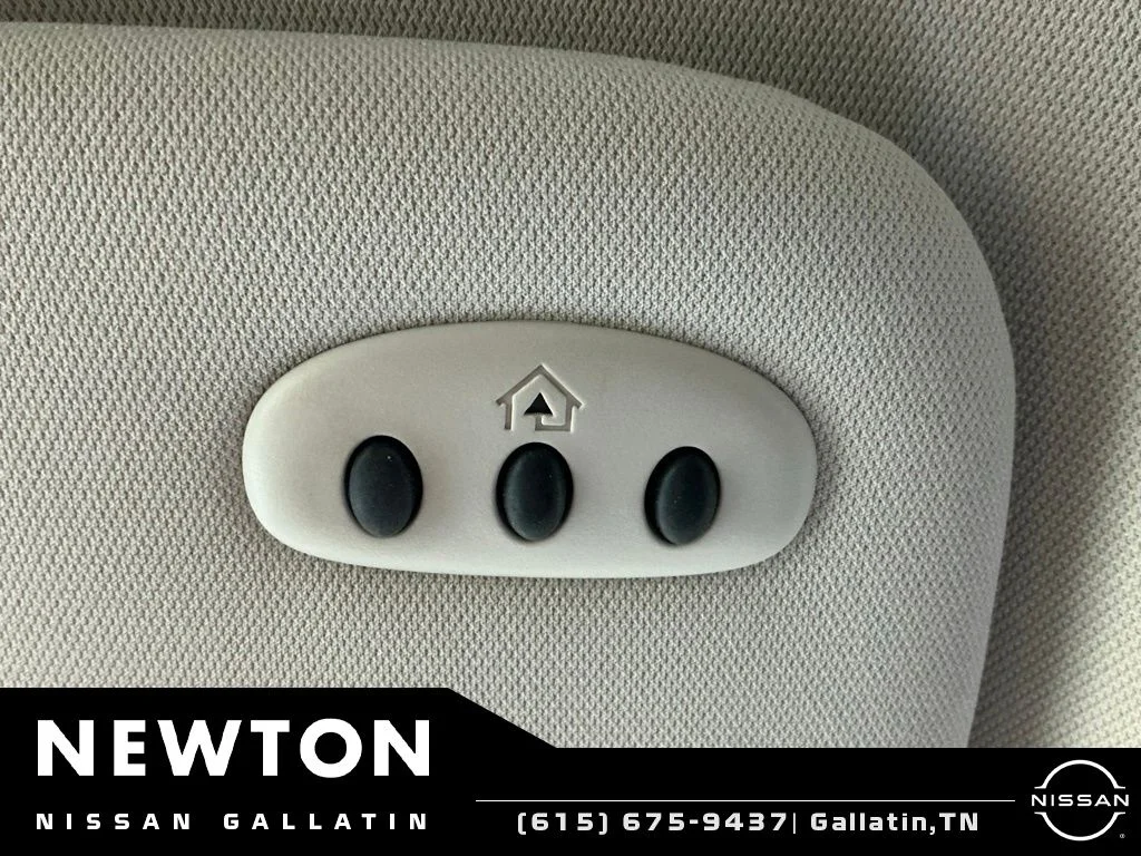 Used 2019 Ruby Red Metallic Ford SEL image 33
