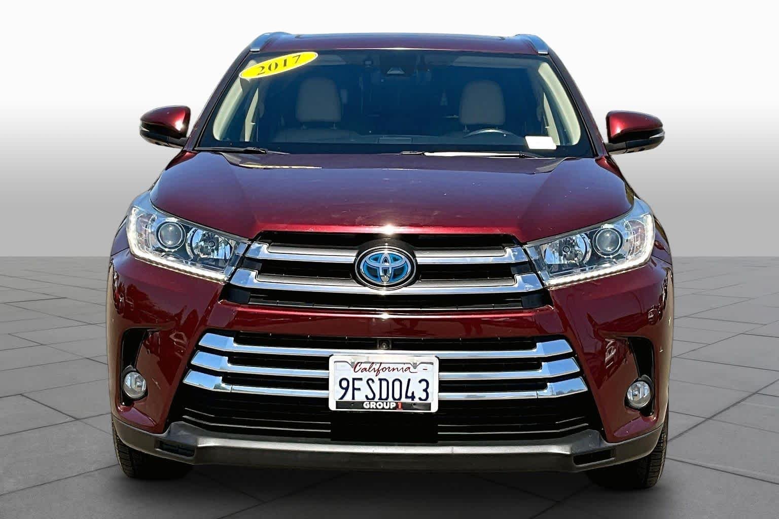 Used 2017 Ooh La La Rouge Mica Toyota Hybrid Limited Platinum image 3