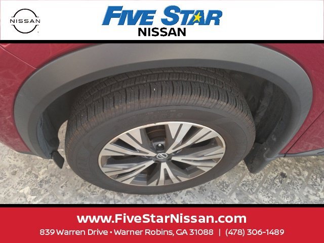 Used 2021 Red Nissan SV image 2
