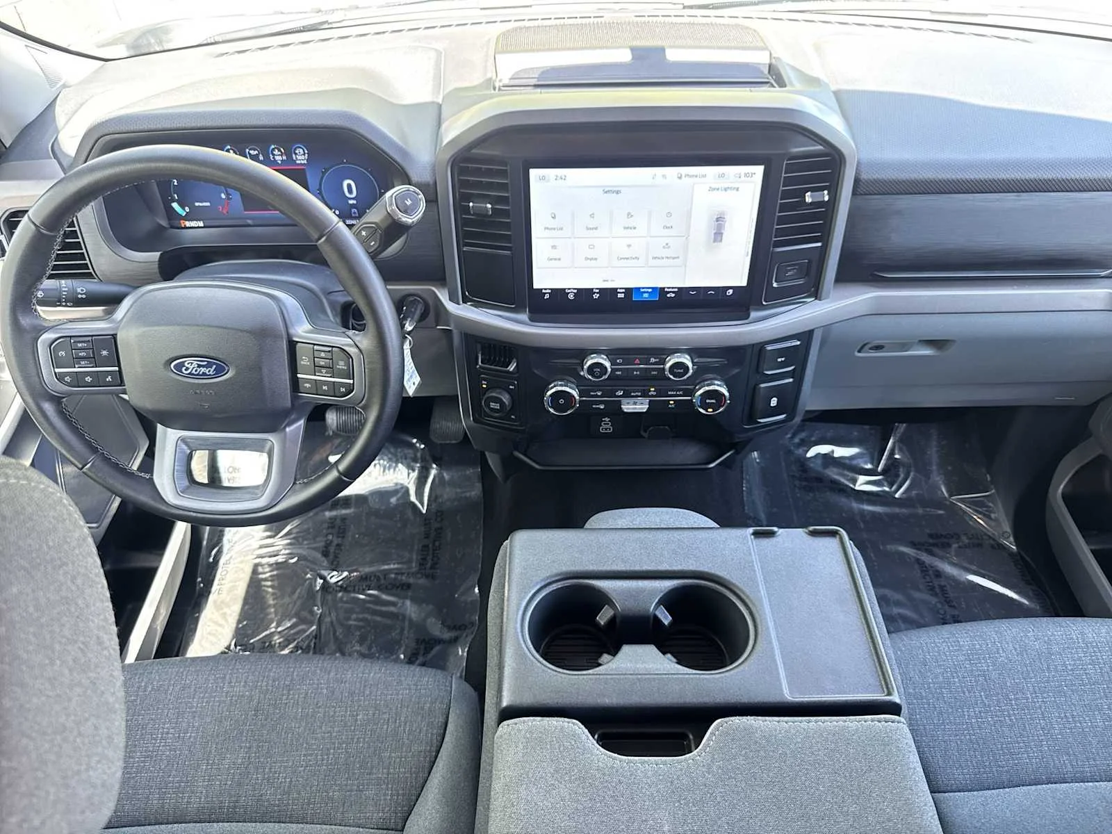 Used 2025 Oxford White Ford XLT image 14