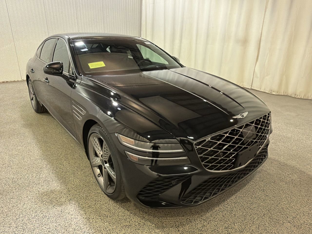 New 2026 Vik Black Genesis 2.5T SPORT PRESTIGE image 3