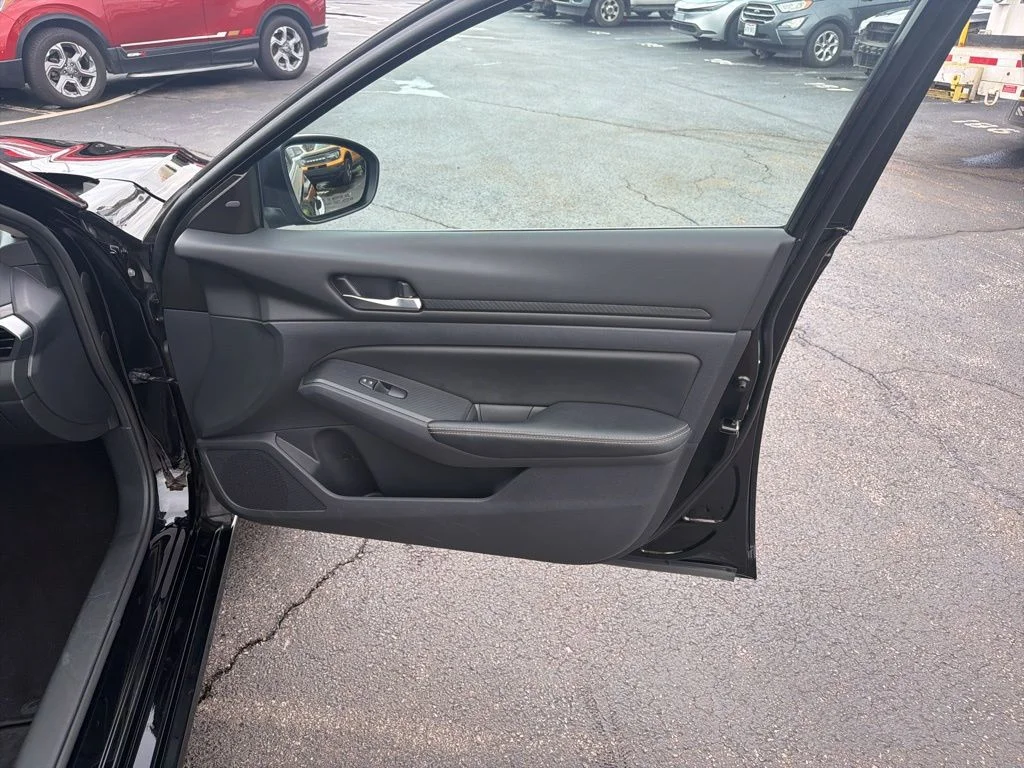 Certified Used 2025 Black Nissan 2.5 SV image 37