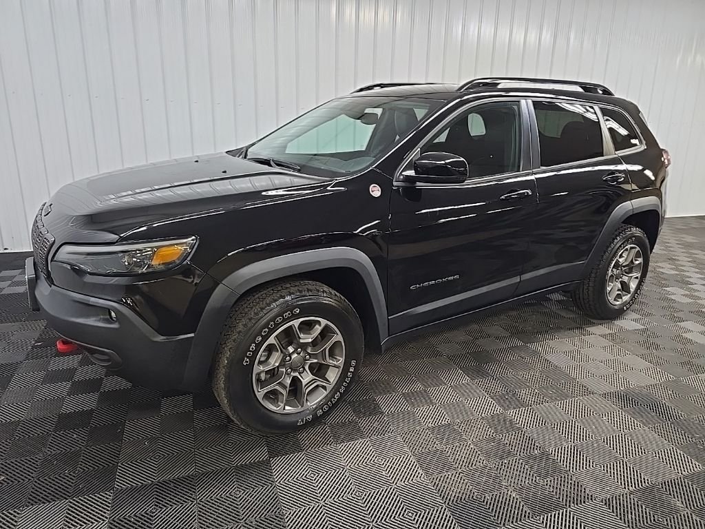 Used 2022 Black Jeep Trailhawk image 6