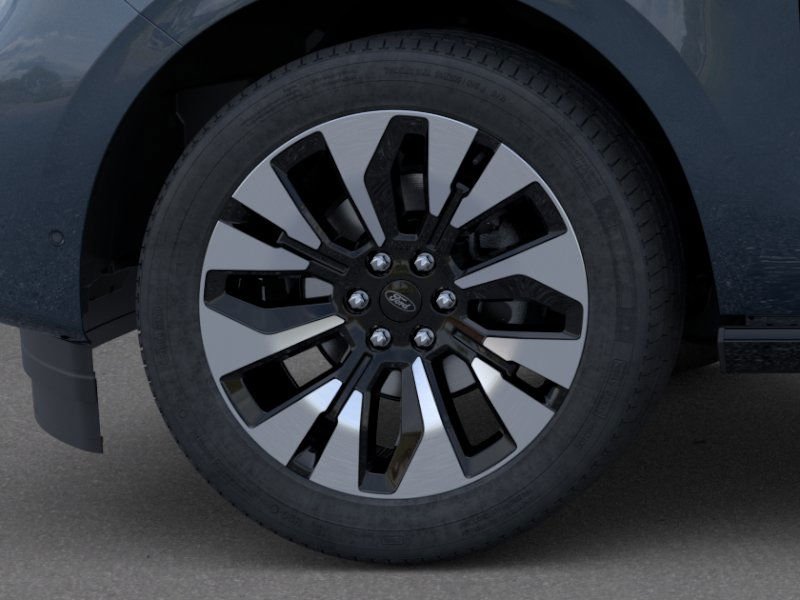 New 2025 Stone Blue Metallic Ford Platinum® image 19