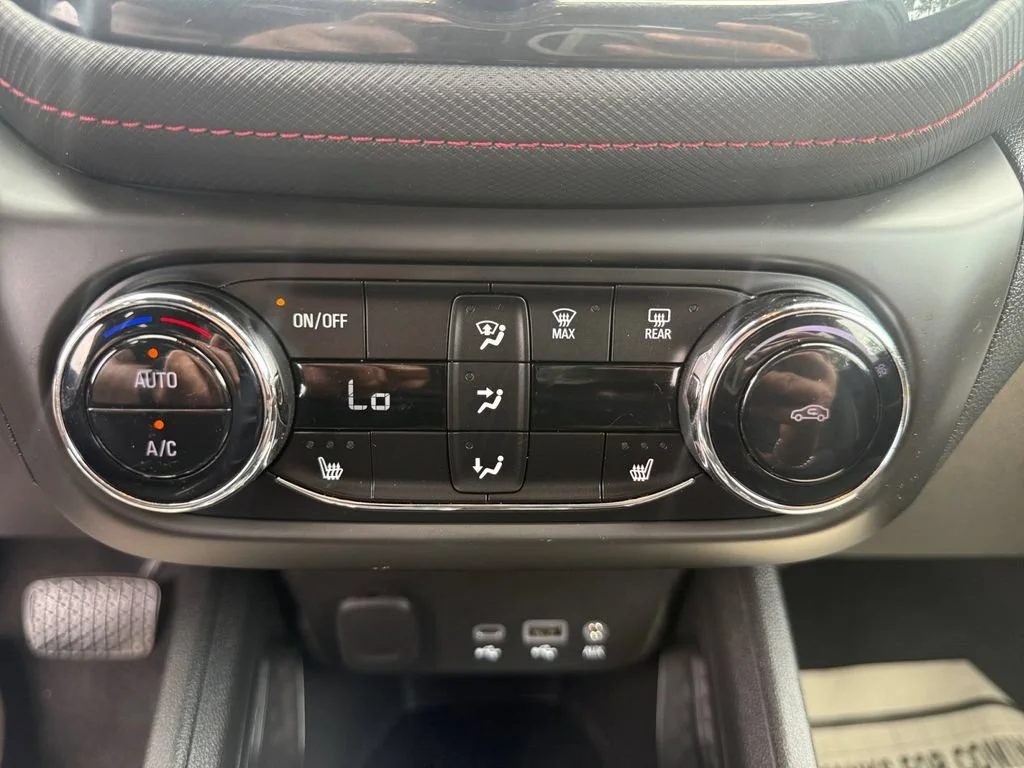 Used 2023 STERLING GRAY METALLIC Chevrolet RS image 22