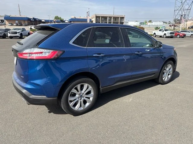 Used 2021 Blue Ford Titanium image 3