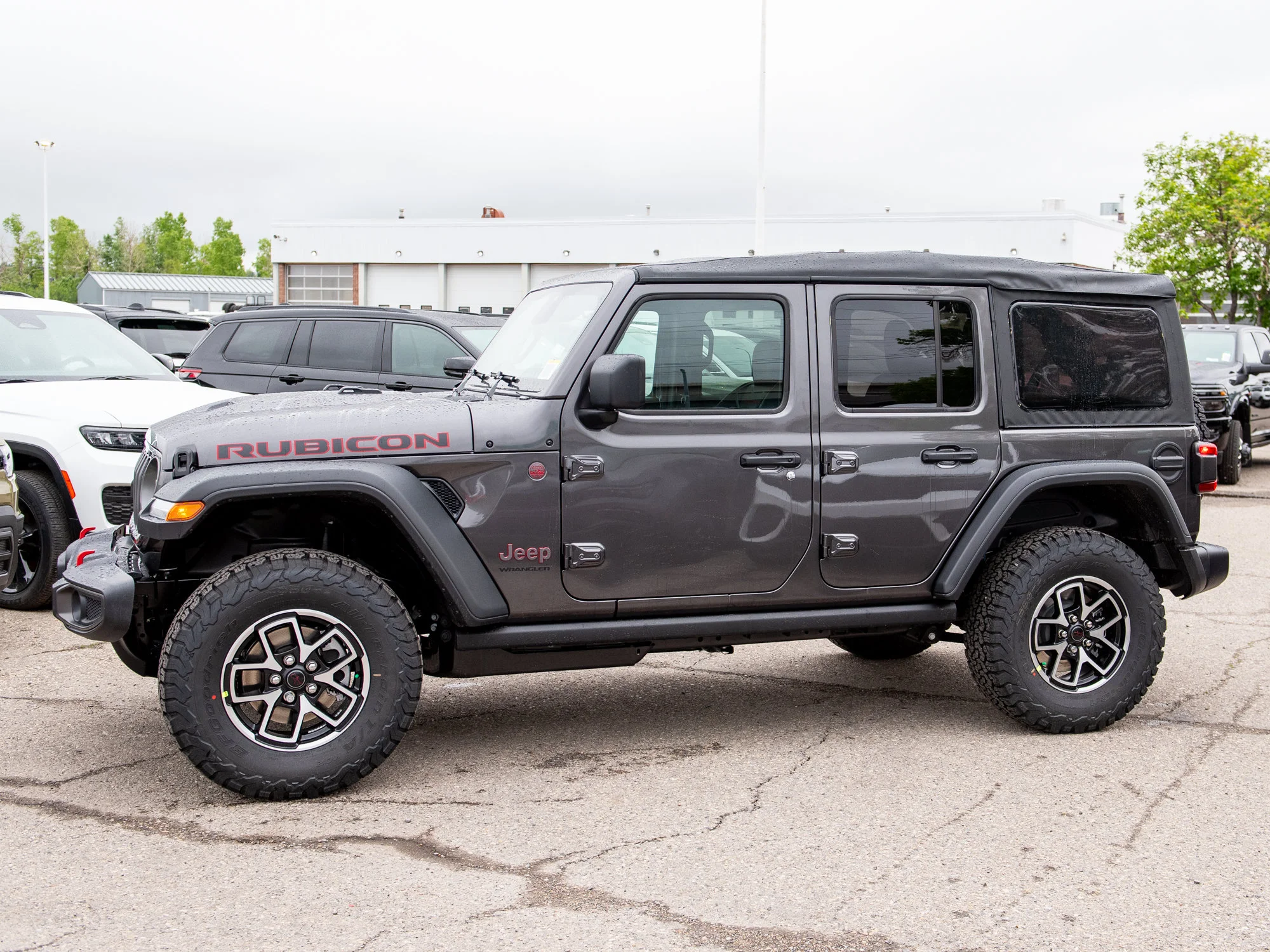 New 2026 Grey Jeep Rubicon* 4 Door 4x4, Nappa Leather, 4.10 Rear Axle, Remote Start image 2