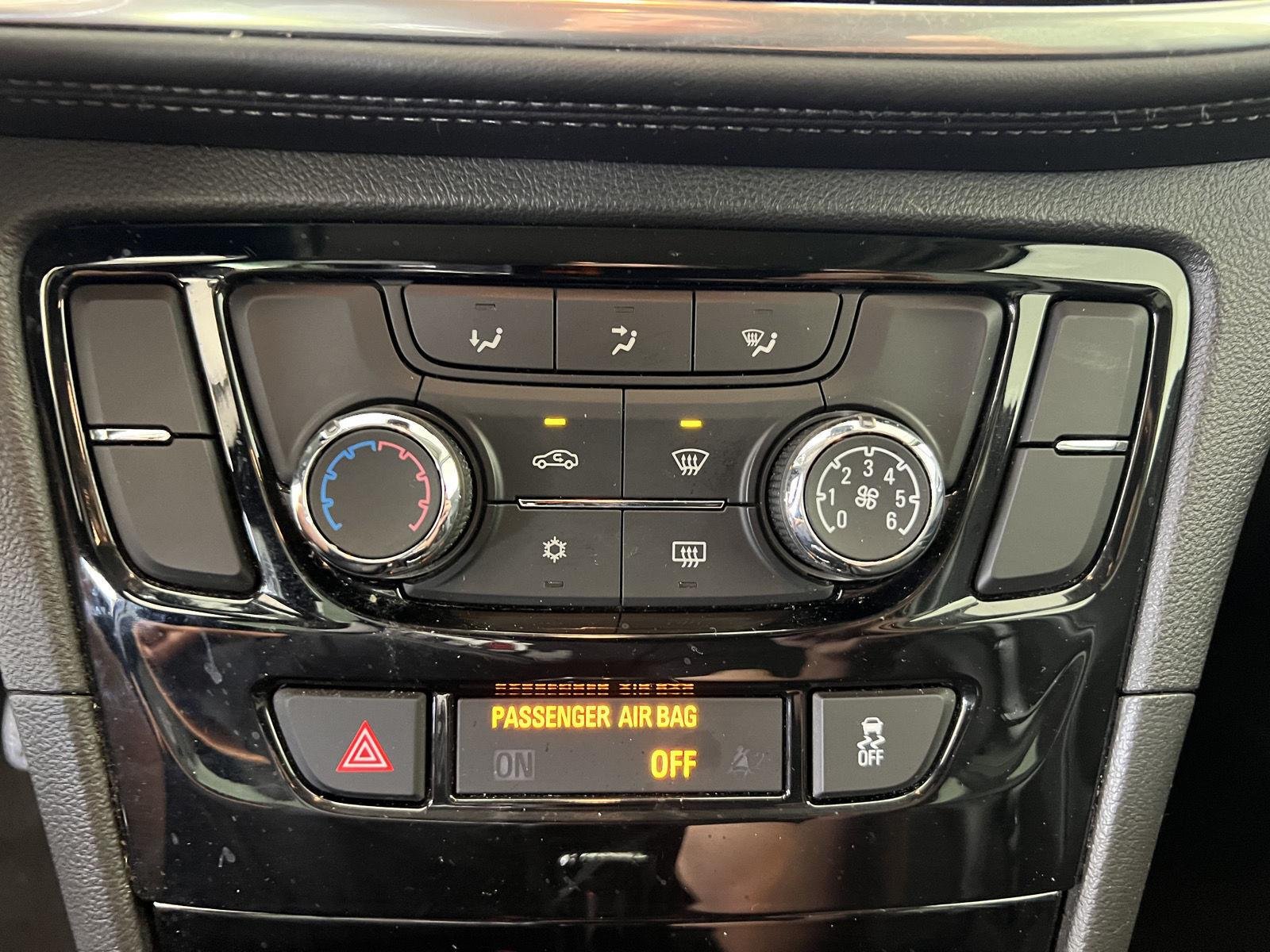 Used 2021 Ebony Twilight Metallic Buick Preferred image 20